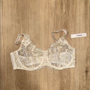 Soma Women Sensuous Lace Unlined bra